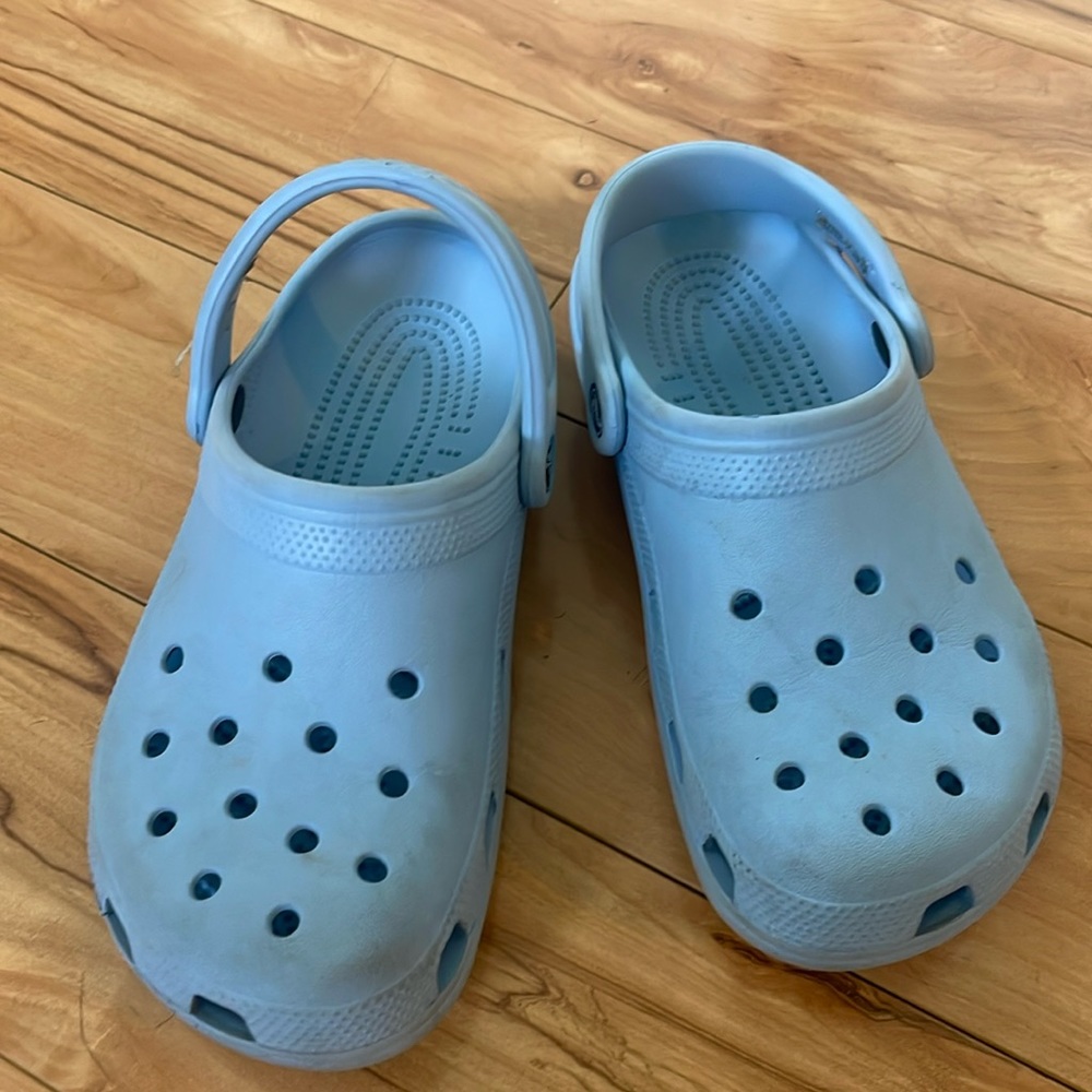 Women’s Blue Crocs